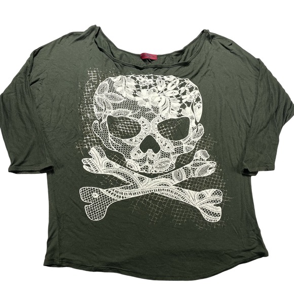 Gaze USA Tops - Gaze USA Shirt Womens One Size Green Skull Halloween Dolman 3/4 Sleeve Tee